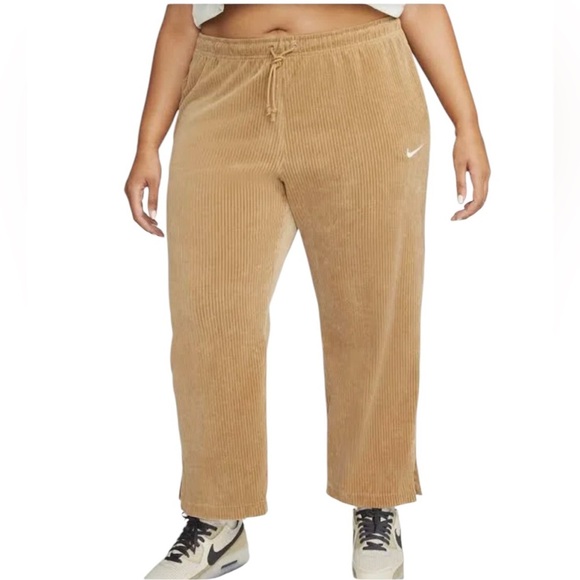 Nike Women’s Velour Corduroy Wide Leg Pants Driftwood Brown Nwt Plus Size 2X - Picture 2 of 9